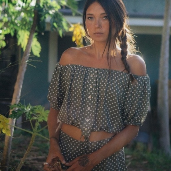 XIX Palms Tops - EUC Like New XIX Palms Dublin Coordinating Set